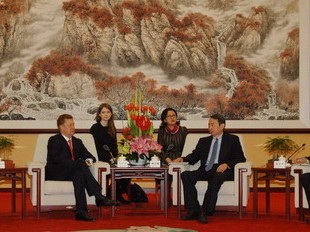 俄羅斯天然氣總裁米勒訪問中國石油(圖1)