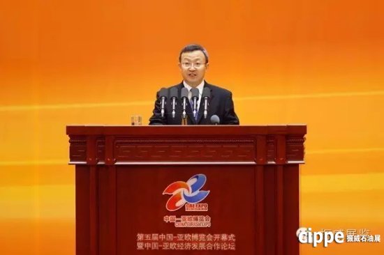 亞歐博覽會簽約逾2400億! 政企合作辦展成新常態(tài)主流(圖2)